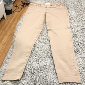 Khaki pants size 6 regular